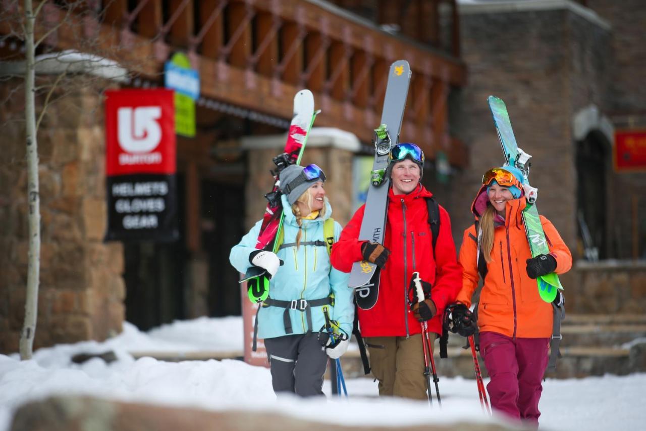 Big Sky Resort Village Center Exterior photo